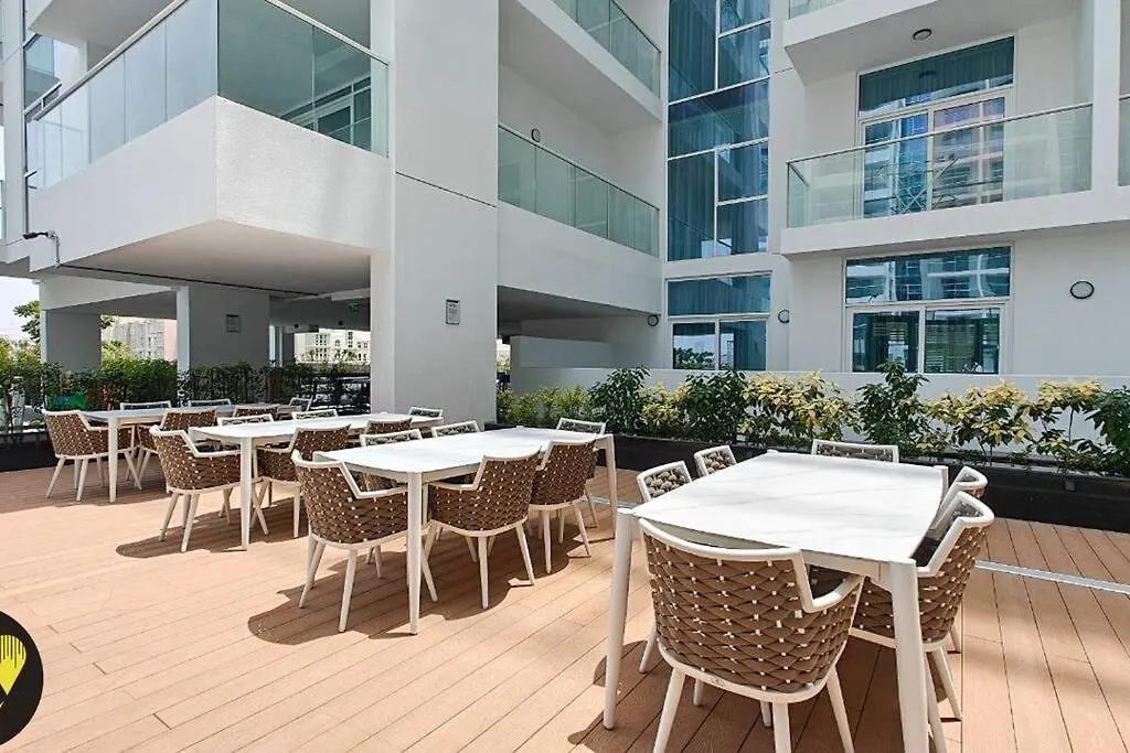Vogue Elegance At Pearlz Near Metro Apartment Dubai 0*,